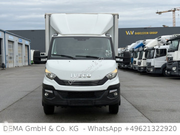 Camião caixa aberta com lona Iveco