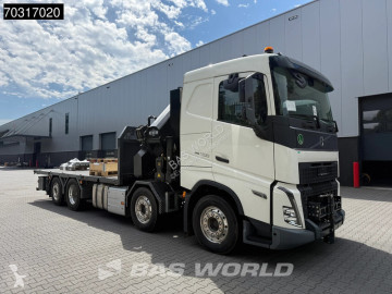 Camion grue Volvo