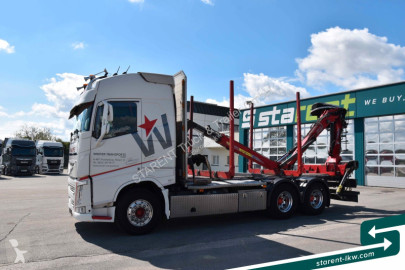 Camión remolque maderero Volvo