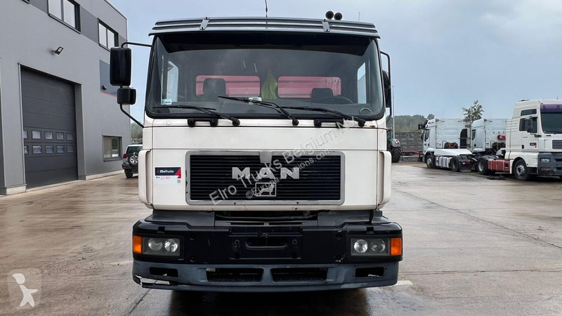 Vrachtwagen MAN (MANUAL GEARBOX / BOITE MANUELLE)