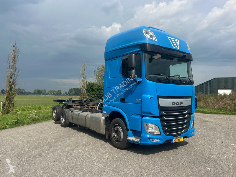 Camion DAF XF 460 Super Space Cab 6x2/4