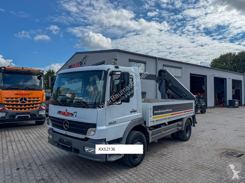 Vrachtwagen Mercedes PK9501