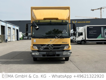 Camion fourgon Mercedes