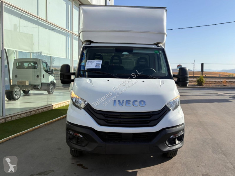 Vrachtwagen Iveco  35C16 3.0 20m3