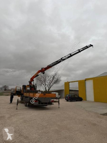 Camión grúa caja abierta Volvo