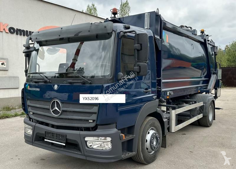Vrachtwagen Mercedes 1524