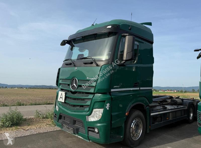 Camion Mercedes 2551