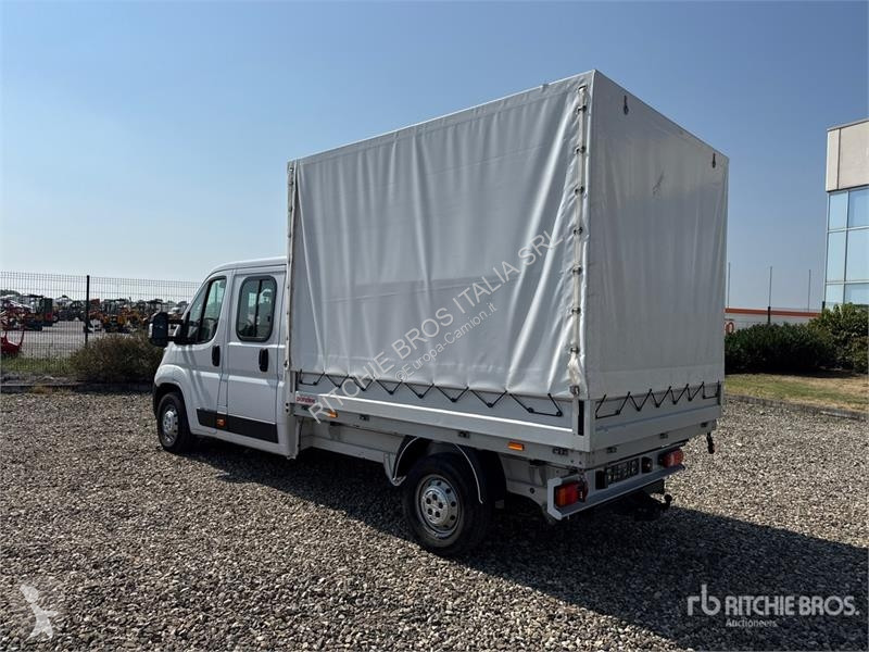 Camión Opel 2.2 103 KW DOKA PR L3 Crew Cab...