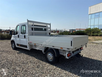 Camión plataforma Opel
