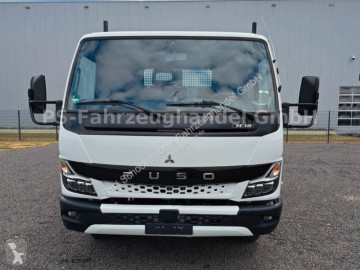 Camion tri-benne Fuso