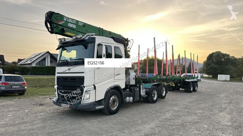 Camión Volvo LOGLIFT 251s 8.8