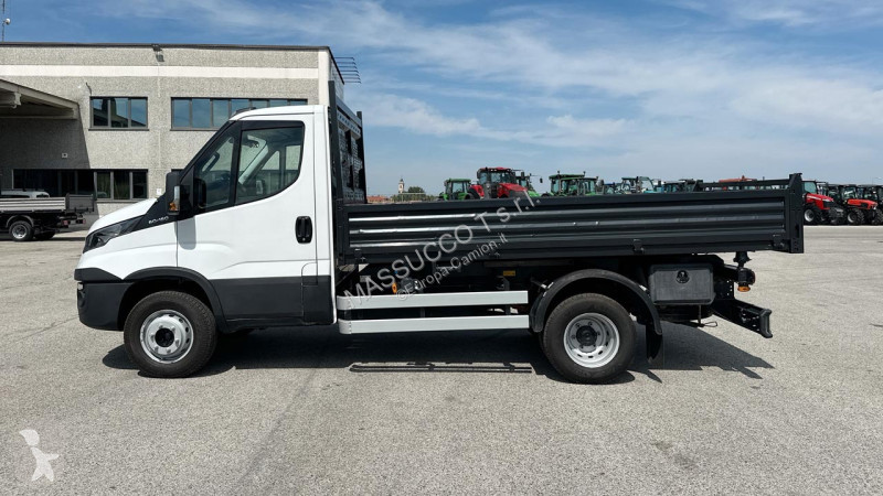 Camión Iveco DAILY 60-150 4x2