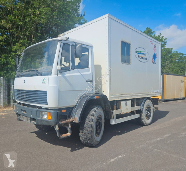 Camion Mercedes AF 4x4 Koffer