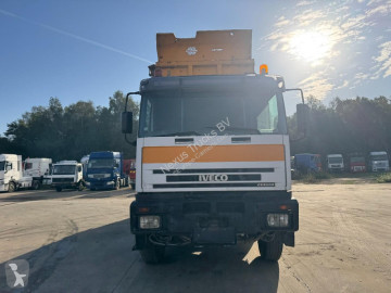Camión volquete Iveco