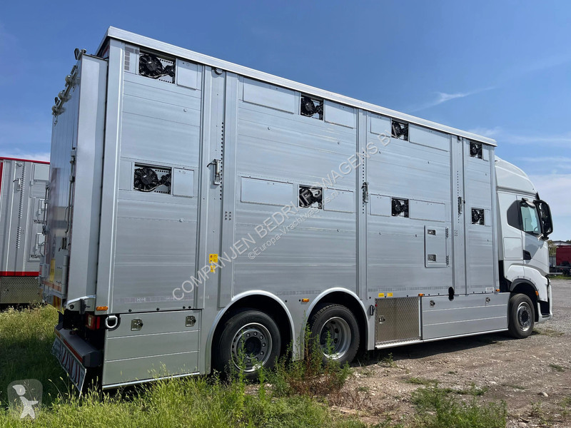 Kamion Iveco 530 PS new pezzaioli box 2 level