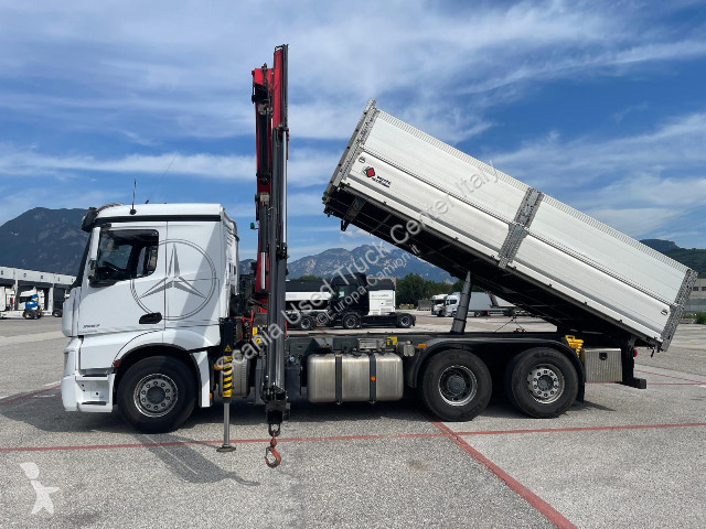 Вантажівка Mercedes ACTROS 2563 CON GRU...