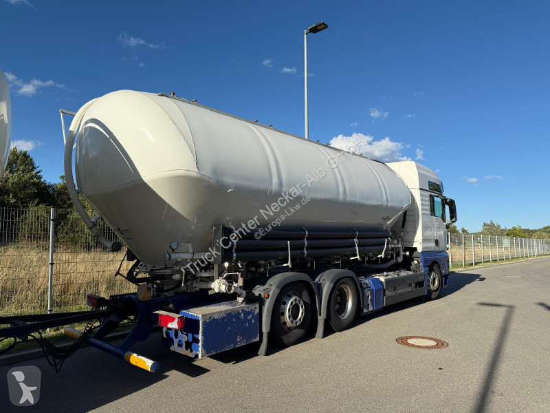 MAN TGX 6*2 SILOZUG SPITZER TOP truck