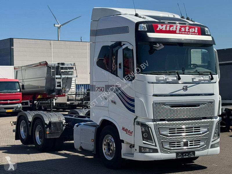 Camión Volvo 16750 6x2 Retarder Globetrotter WB...
