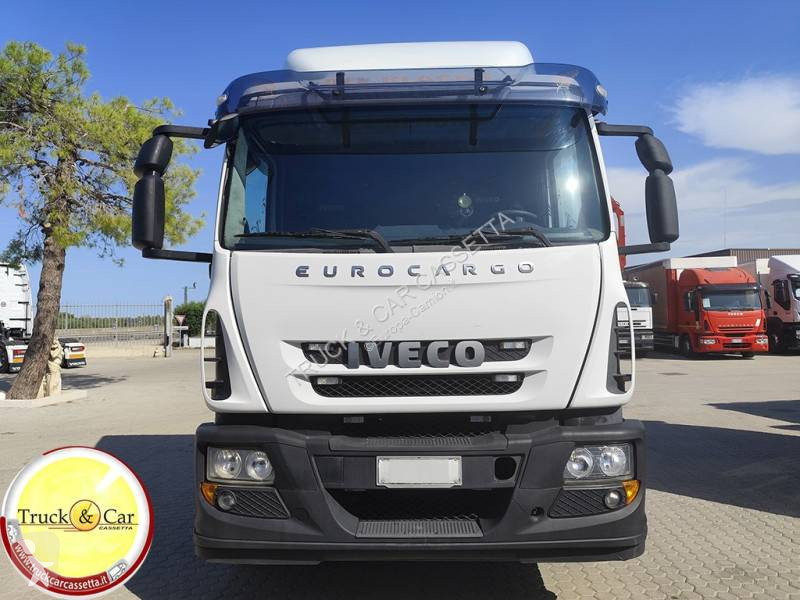 Camión Iveco 180 E 30