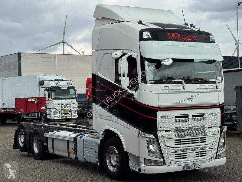 Volvo 500 6x2*4 WB 4.80 Globetrotter VIN KA truck