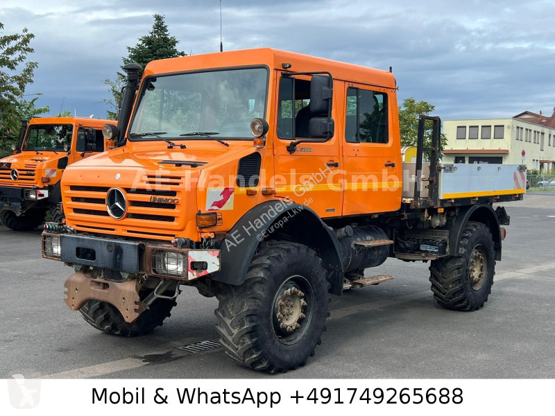 Camión Mercedes UNIMOG 437/45 U5000 DoKa 4x4...