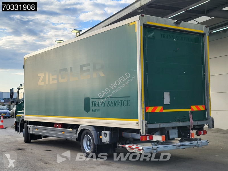 Camión Mercedes 1324 4X2 13tonner 1500kg...