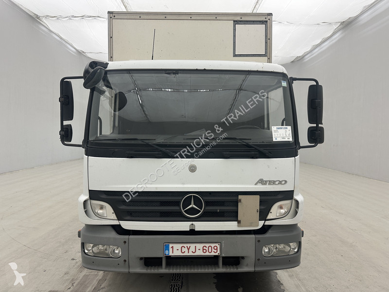 Camión Mercedes 1218