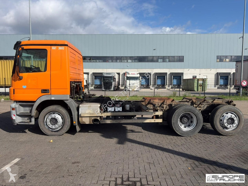 Camión Mercedes 2541 Steel/Air - Automatic - 6x2