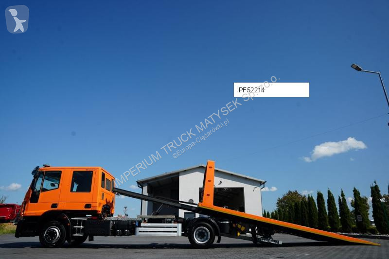 Camión Iveco EUROCARGO / LAWETA HYDRAULICZNA /...