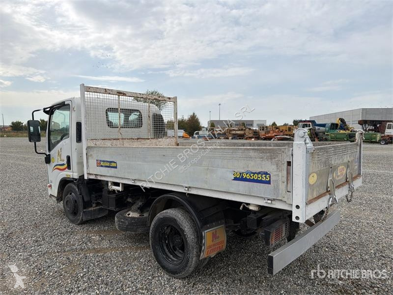 Kamion Isuzu S/A Dump Truck