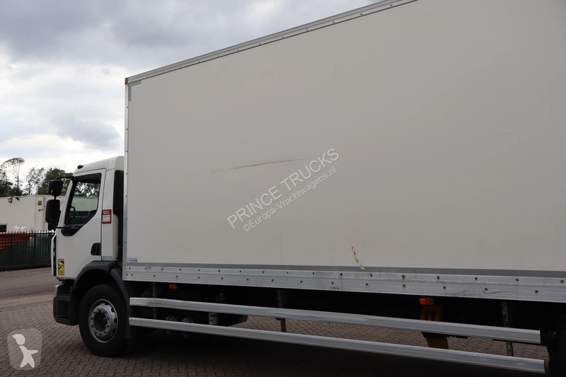 Kamion Renault D * EURO6 * 4X2 *