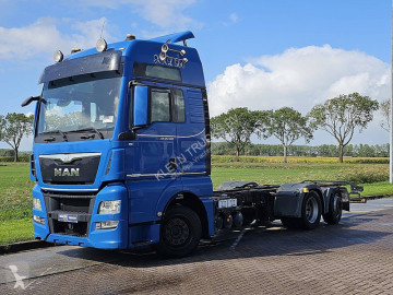 Camión MAN TGX 26.560 6x2-4 Chassis