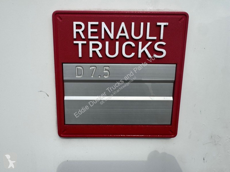 Kamion Renault D 7.5 EURO 6 / MANUAL