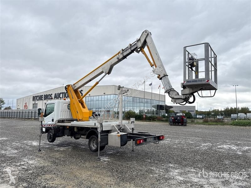 Camion Renault Multitel Pagliero MJ201 20 m on...