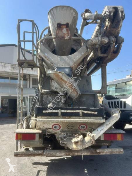 Astra  truck