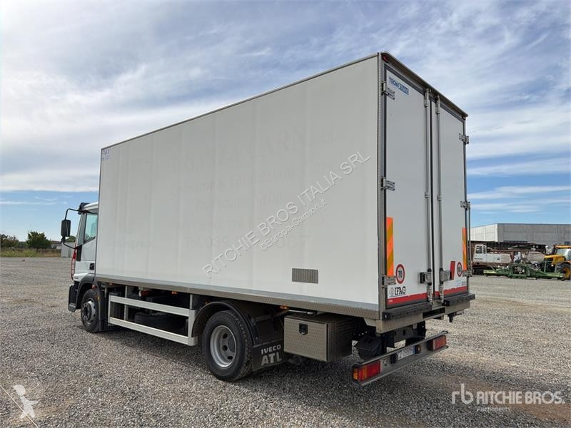 Kamion Iveco 140E28 4x2 Refrigerated Truck