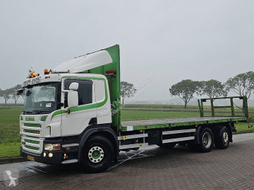Camión plataforma Scania
