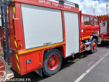 Vrachtwagen tankautospuit