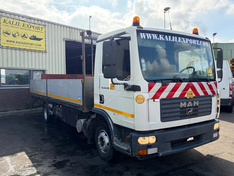 Kamion MAN 12.240 Open Box Manual Gearbox...