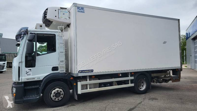 Kamion Iveco 120 E 25
