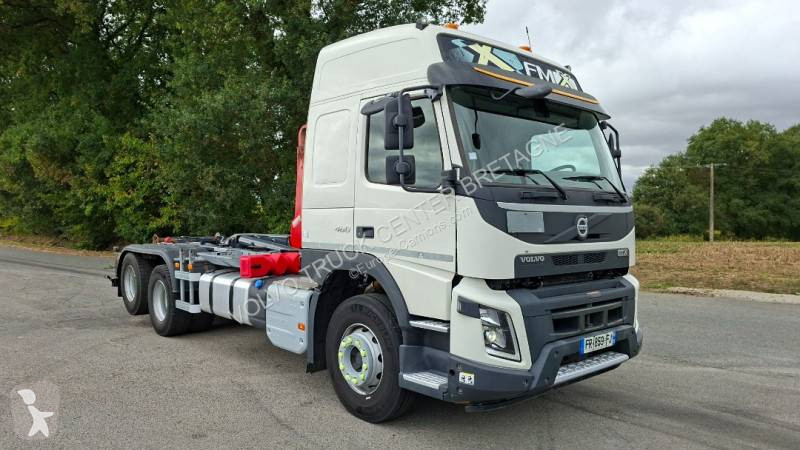 Kamion Volvo 460