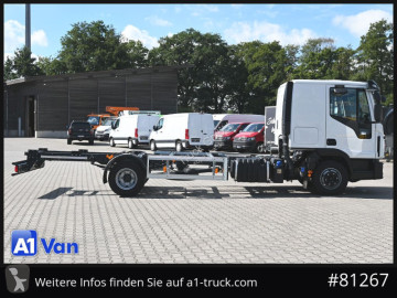 Camión chasis Iveco