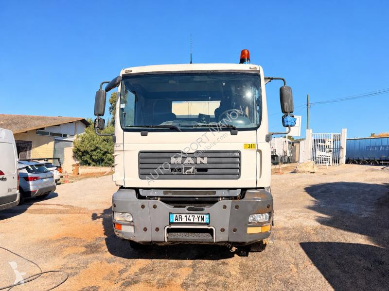 Camión MAN 32.360