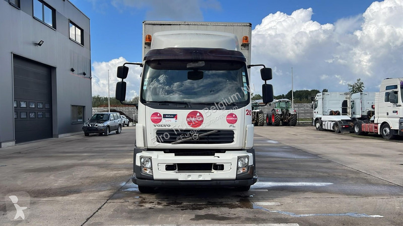 Camión Volvo FL 240 (BOITE MANUELLE / MANUAL...