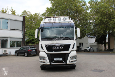 Teherautó MAN TGX TGX 33.560 D38Motor 6x4 Intarder KESLA-Holzkran
