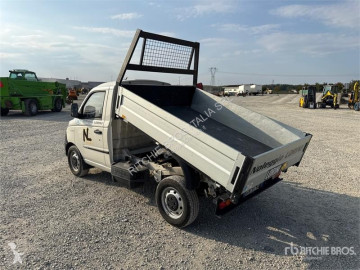 Piaggio billenőkocsi teherautó