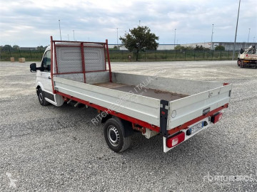 Volkswagen plató teherautó