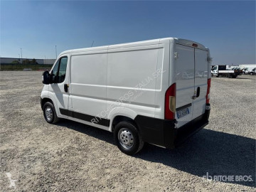 Peugeot furgon teherautó