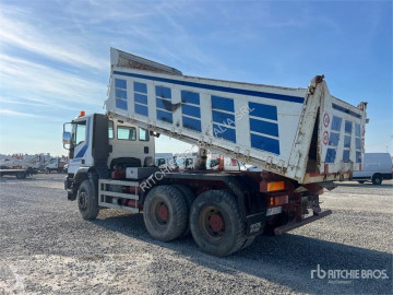Iveco billenőkocsi teherautó