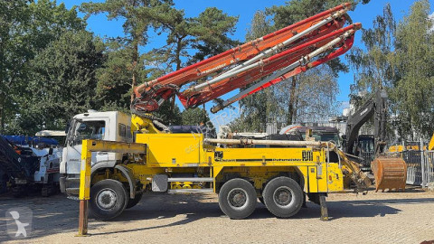 Mercedes betonkeverő + pumpa beton teherautó